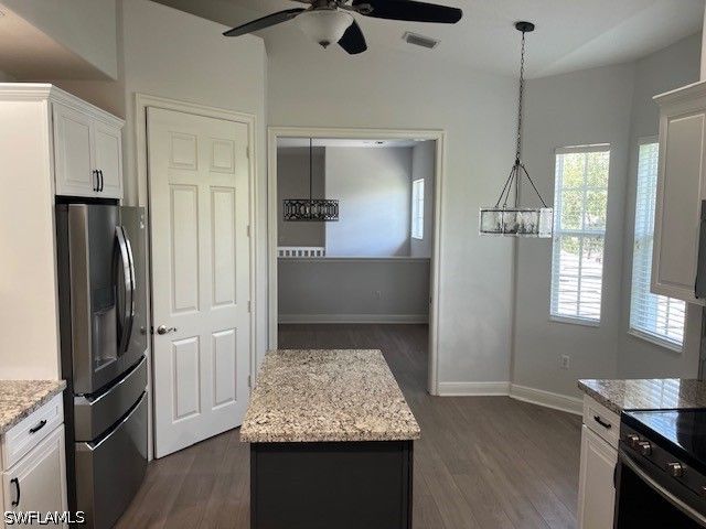7842 Hawthorne DR 1703, Naples, FL 34113