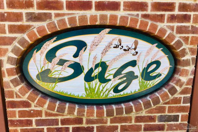 9209 Sage Forest Ln, Pace, FL 32571