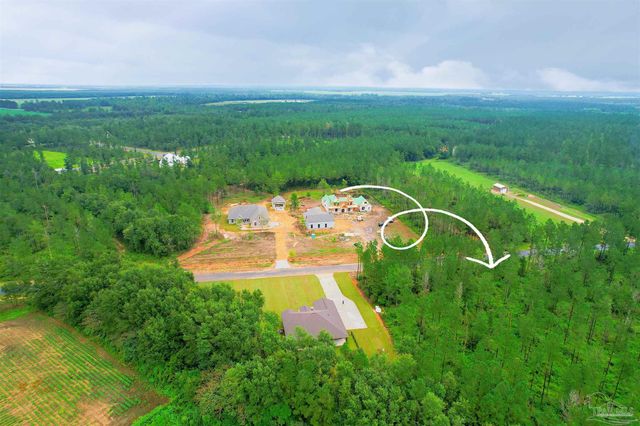 9209 Sage Forest Ln, Pace, FL 32571