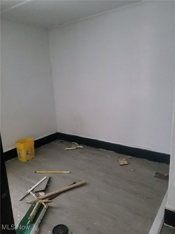 350 N Broadway, Geneva, OH 44041