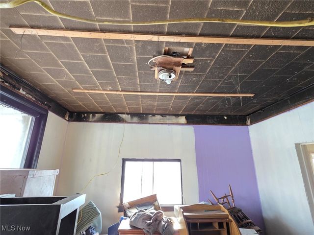 350 N Broadway, Geneva, OH 44041