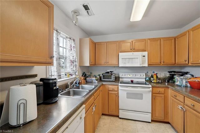 1120 Wesson Court, High Point, NC 27265