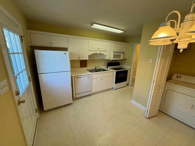 442 Flowing Creek Drive, Evans, GA 30809