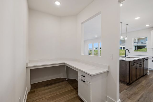 1408 Arbor Park, Hendersonville, TN 37075