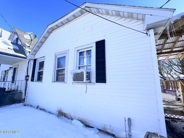 85 Egbert Street, Cohoes, NY 12047