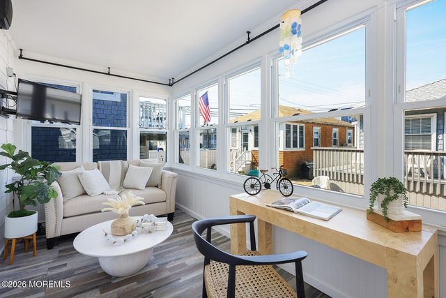 3 Hayes Court, Point Pleasant Beach, NJ 08742
