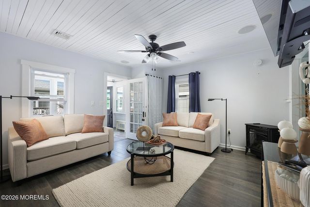 3 Hayes Court, Point Pleasant Beach, NJ 08742
