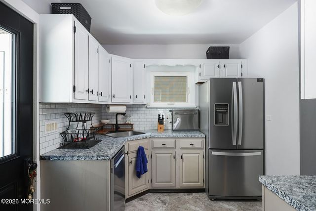 3 Hayes Court, Point Pleasant Beach, NJ 08742