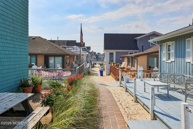 3 Hayes Court, Point Pleasant Beach, NJ 08742