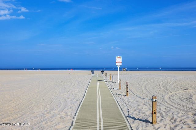3 Hayes Court, Point Pleasant Beach, NJ 08742