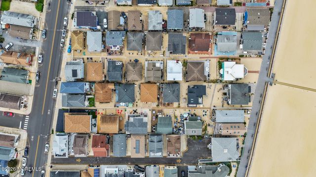 3 Hayes Court, Point Pleasant Beach, NJ 08742