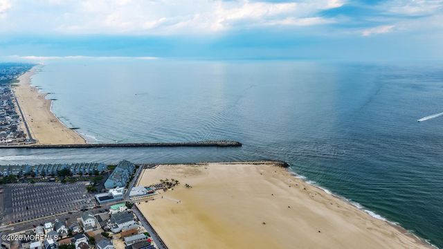 3 Hayes Court, Point Pleasant Beach, NJ 08742
