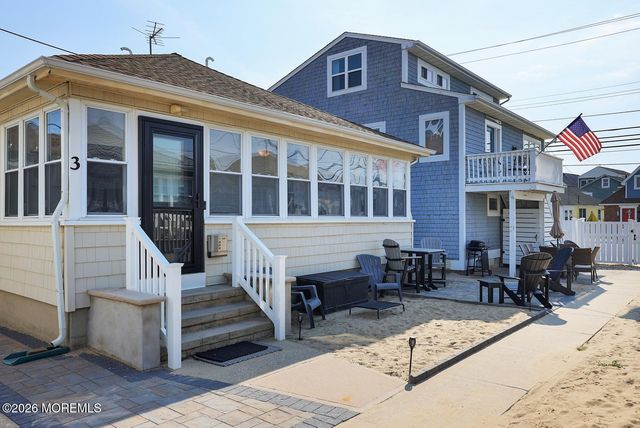 3 Hayes Court, Point Pleasant Beach, NJ 08742