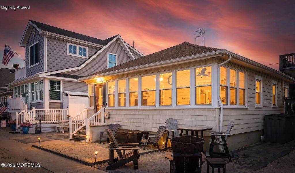 3 Hayes Court, Point Pleasant Beach, NJ 08742