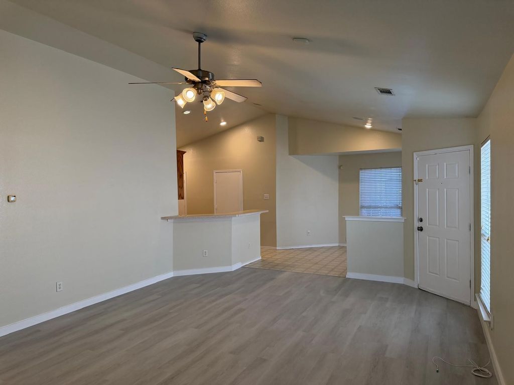 6360 Geneva Lane, Fort Worth, TX 76131