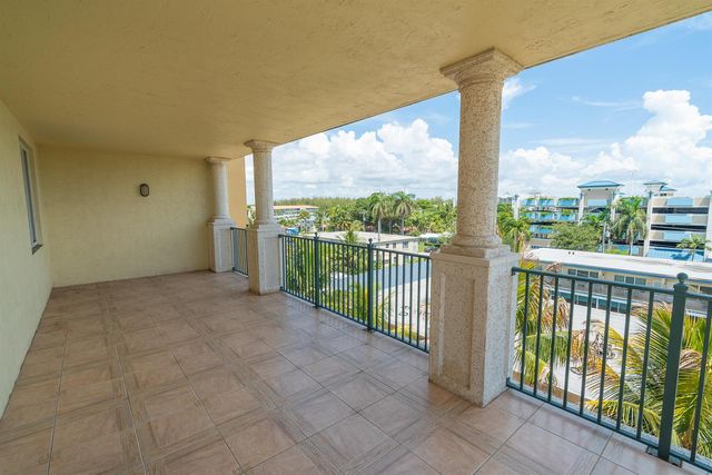 9 NE 20TH Avenue 501, Deerfield Beach, FL 33441
