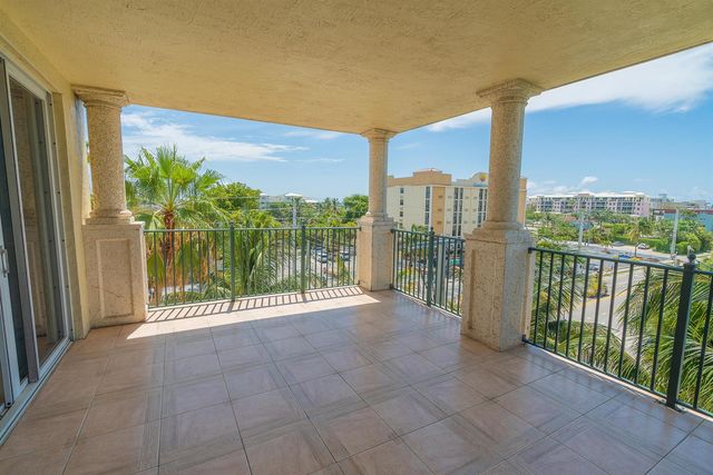 9 NE 20TH Avenue 501, Deerfield Beach, FL 33441