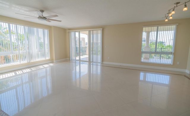 9 NE 20TH Avenue 501, Deerfield Beach, FL 33441