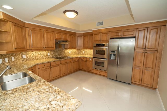 9 NE 20TH Avenue 501, Deerfield Beach, FL 33441