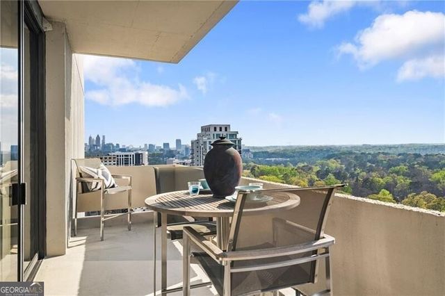 2575 Peachtree Road NE 22CD, Atlanta, GA 30305