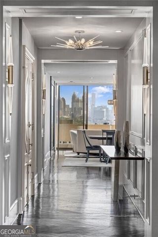 2575 Peachtree Road NE 22CD, Atlanta, GA 30305