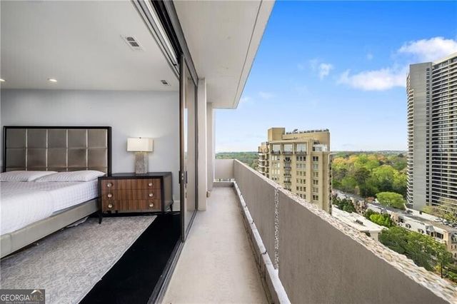 2575 Peachtree Road NE 22CD, Atlanta, GA 30305