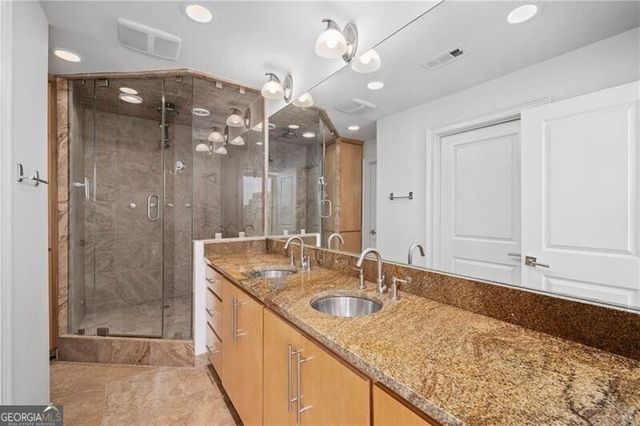 2575 Peachtree Road NE 22CD, Atlanta, GA 30305