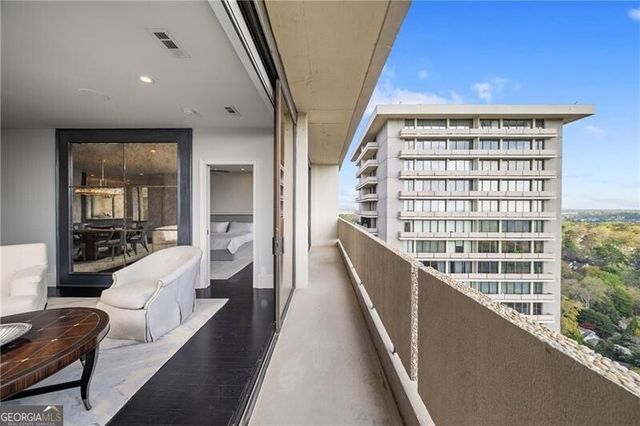 2575 Peachtree Road NE 22CD, Atlanta, GA 30305