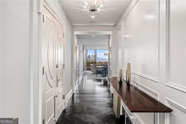 2575 Peachtree Road NE 22CD, Atlanta, GA 30305