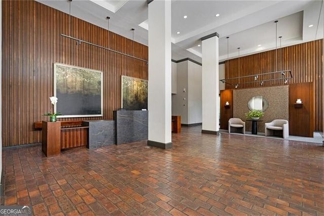 2575 Peachtree Road NE 22CD, Atlanta, GA 30305