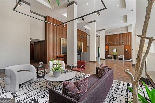 2575 Peachtree Road NE 22CD, Atlanta, GA 30305