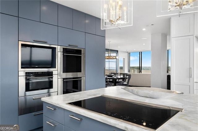 2575 Peachtree Road NE 22CD, Atlanta, GA 30305