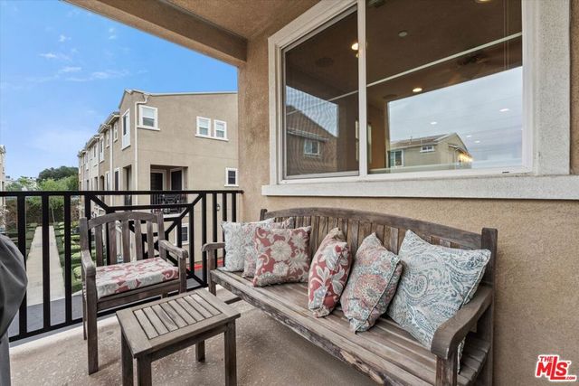 14847 W Maple Terrace, Panorama City, CA 91402