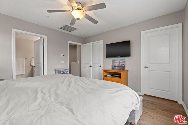 14847 W Maple Terrace, Panorama City, CA 91402