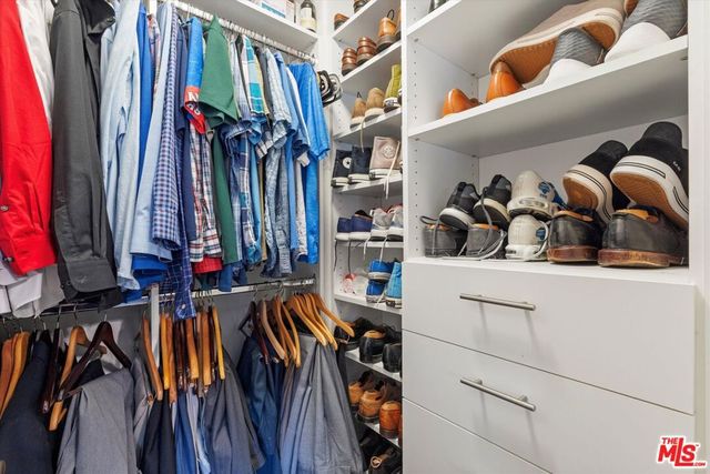 14847 W Maple Terrace, Panorama City, CA 91402