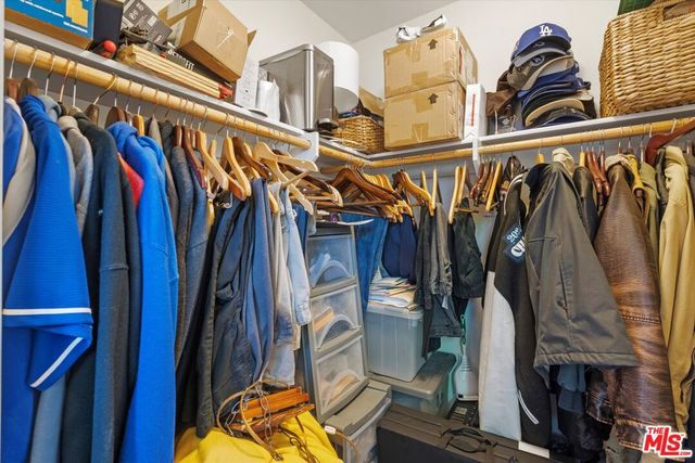 14847 W Maple Terrace, Panorama City, CA 91402