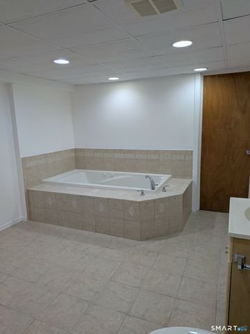 20 Liberty Street, Vernon, CT 06066