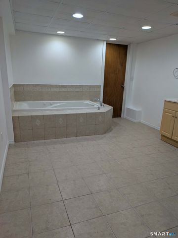 20 Liberty Street, Vernon, CT 06066