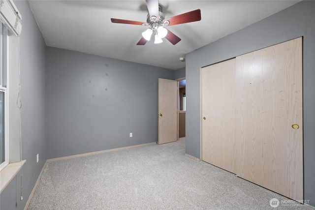 4200 Wonderwood Lane SE, Lacey, WA 98503