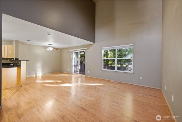 4200 Wonderwood Lane SE, Lacey, WA 98503