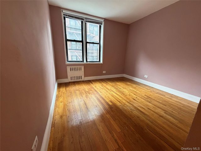 83-30 Vietor Avenue 312, Elmhurst, NY 11373