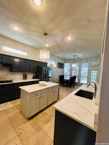 19531 Azure Oak, San Antonio, TX 78258