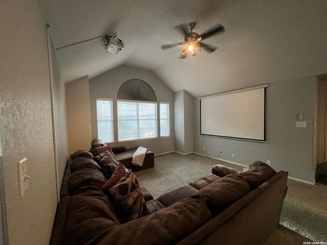 19531 Azure Oak, San Antonio, TX 78258