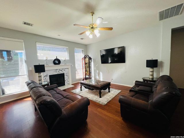 19531 Azure Oak, San Antonio, TX 78258