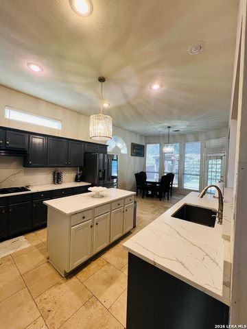 19531 Azure Oak, San Antonio, TX 78258