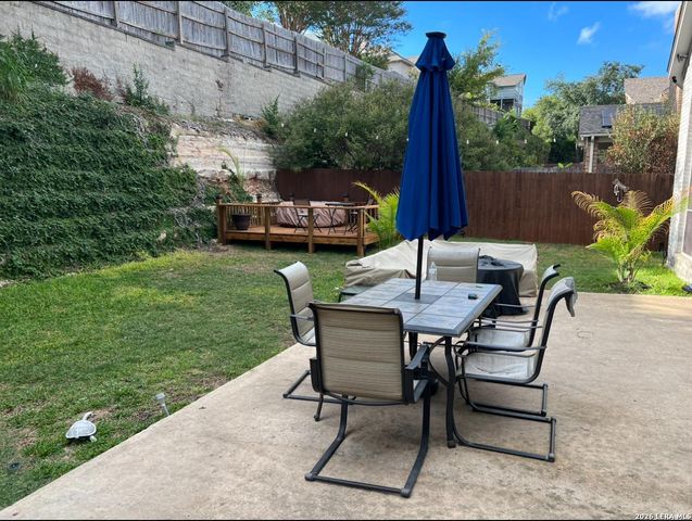 19531 Azure Oak, San Antonio, TX 78258