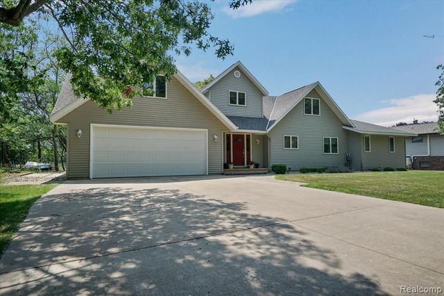 9683 Shore Drive, Sand Point, MI 48755