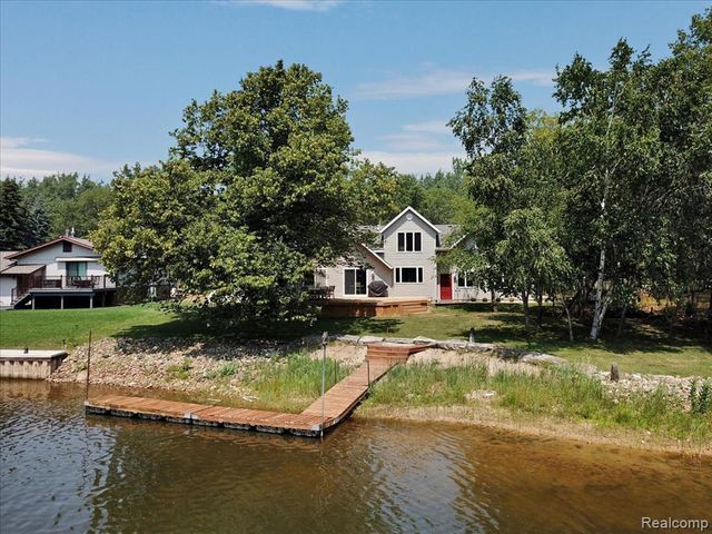 9683 Shore Drive, Sand Point, MI 48755
