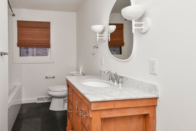 4254 E Ridgeview Drive, Springfield, MO 65809