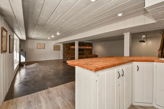 4254 E Ridgeview Drive, Springfield, MO 65809